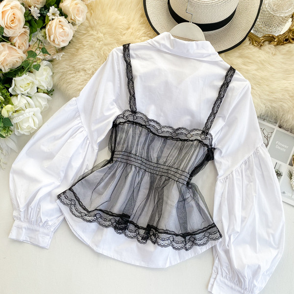 Stílusos női ing fehér és fekete színben, tüllrel