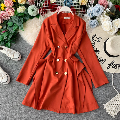 Új modell női kabát szabású modell különböző színekben gombokkal