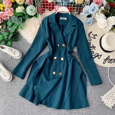 Új modell női kabát szabású modell különböző színekben gombokkal