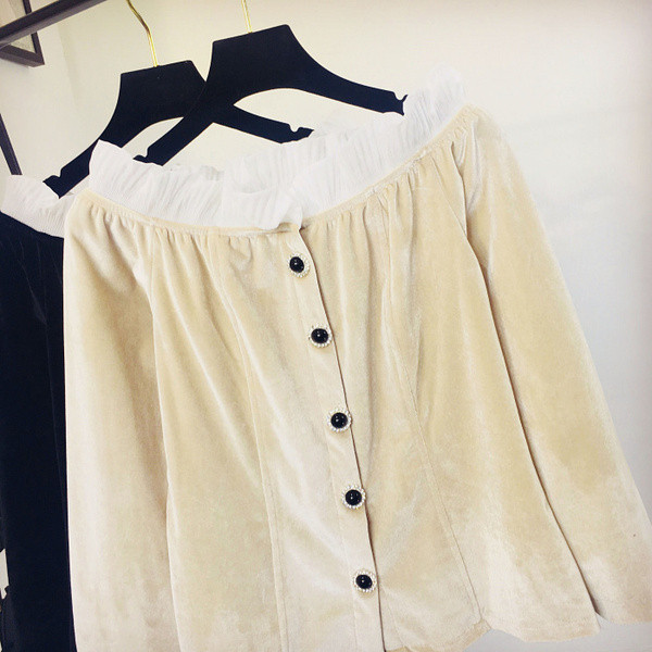 Bluza casual de dama cu nasturi de culoare bej