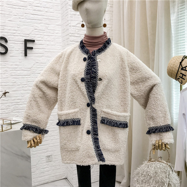 Női alkalmi kabát gombokkal és zsebekkel, három színben