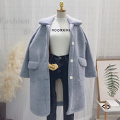 Дълго дамско меко палто с джобове в различни цветове