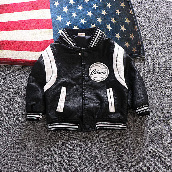 Új modell modern őszi fiú kabát eko bőrből fekete színben