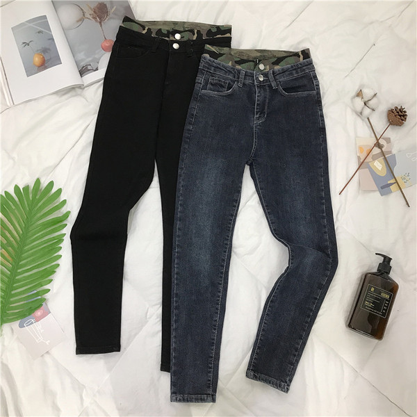 Blugi casual de dama, model fiti cu motive de camuflaj in albastru si negru