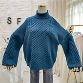 Χειμερινό γυναικείο πουλόβερ με κολάρο  σε διάφορα χρώματα