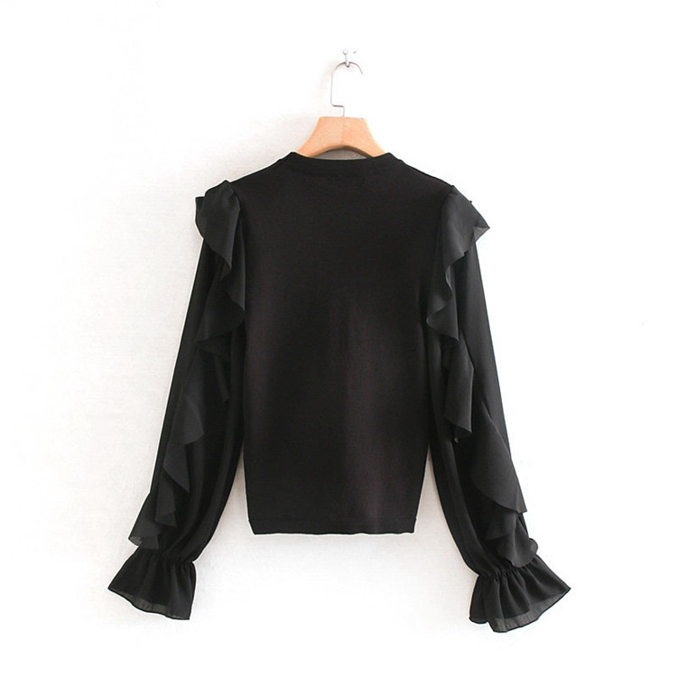 Bluză de damă de culoare neagră și mâneci din șifon
