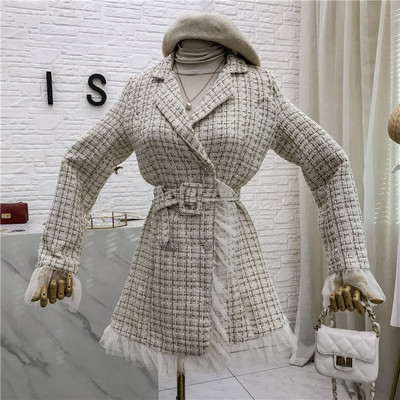 Palton elegant de dama cu curea si tul in doua culori