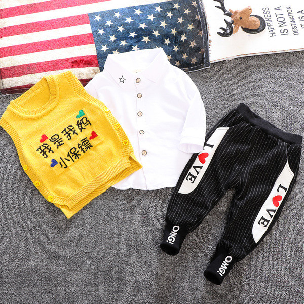 Modern gyerek szett fiúknak háromrészes ingből + mellényből + nadrágból