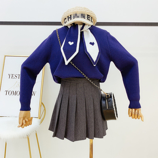 Modern női pulóver O-nyakú kék színben