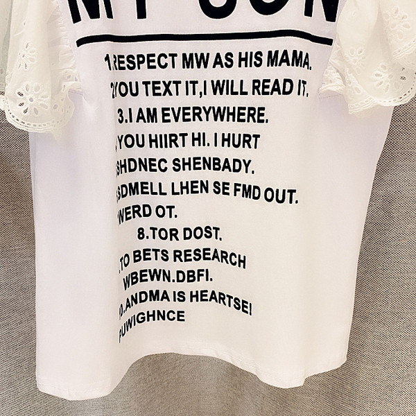 Alkalmi női blúz rátéttel és csipkével fehér és fekete színben