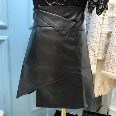 Модерна дамска кожена пола с висока талия в черен и сребрист цвят