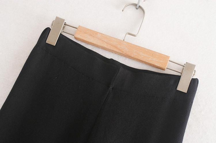 Női fekete nadrág magas derékkal - egyenes modell