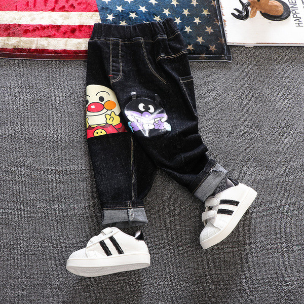 Μοντέρνα μαύρα τζιν για αγόρια - διαφορετικές εφαρμογές