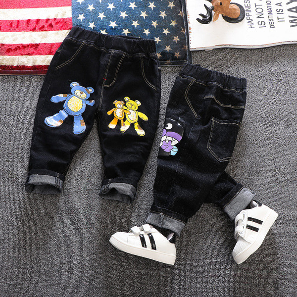 Μοντέρνα μαύρα τζιν για αγόρια - διαφορετικές εφαρμογές