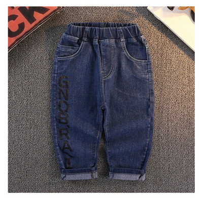 Blugi de copii actuali cu aplicatie si buzunare in negru si albastru pentru baieti