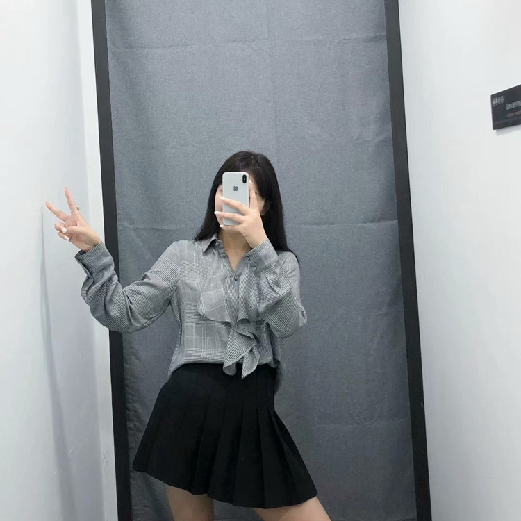 Γυναικείο ριγέ πουκάμισο σε γκρι χρώμα - ευρύ μοντέλο