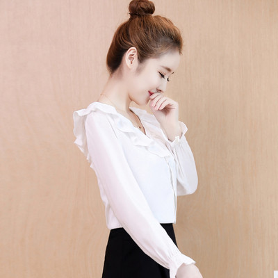 Cămașă elegantă de damă cu decolteu în V și bucle în albastru, roz și alb