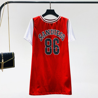 Tricou casual dama cu aplicatie colorata - culoare rosie