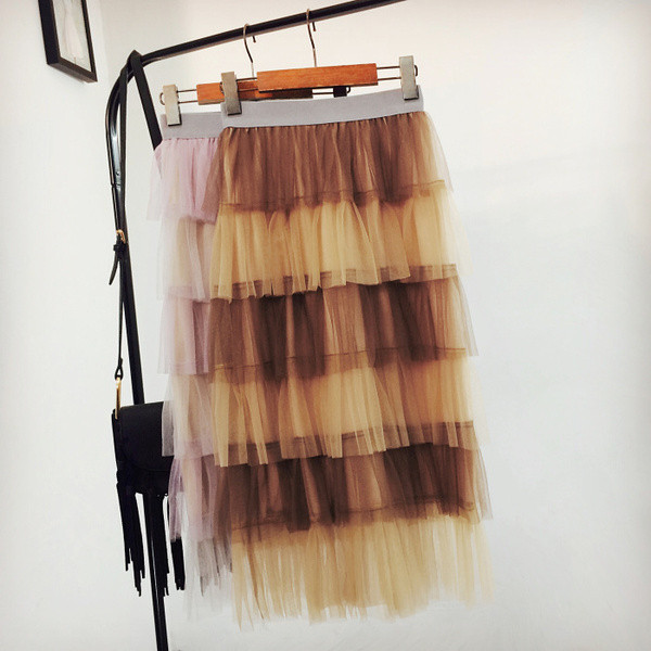 Női szoknya tülltel, magas gumírozott derékkal