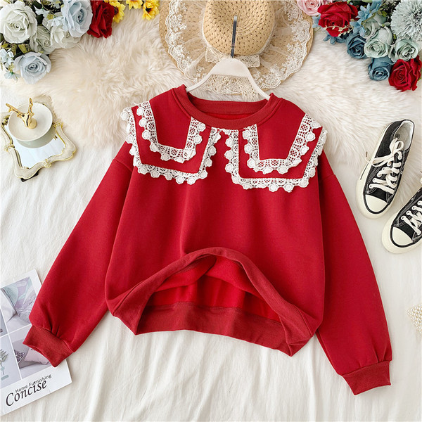 Γυναικεία casual μπλούζα με μακρύ μανίκι με δαντέλα σε κόκκινο, καφέ και λευκό χρώμα