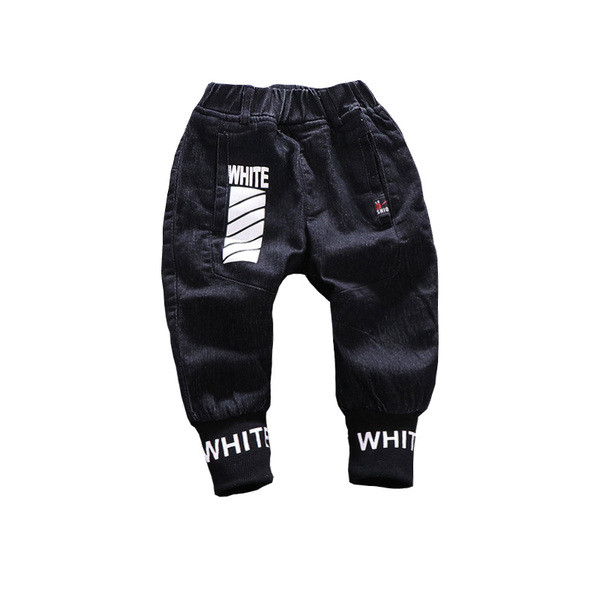 Νέο μοντέλο αθλητικά τζιν με τσέπες σε μαύρο χρώμα