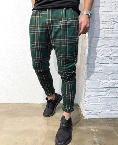 Pantaloni barbati in carouri cu buzunare in mai multe culori