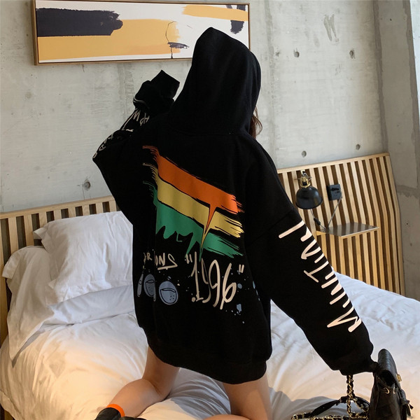 Damsik pulóver két színben hosszú, feliratos modell