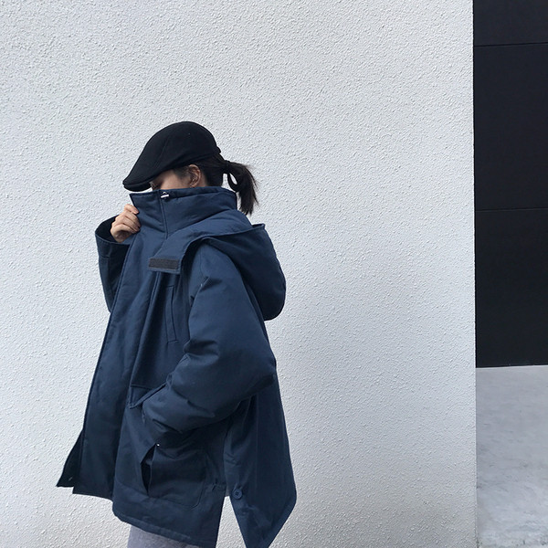 Női széles kabát két színben, hosszú modell kapucnival