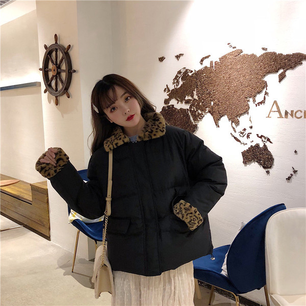 Geaca de dama moderna in trei culori cu model animal si buzunare