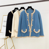 Модерно дамско палто с копчета в три цвята