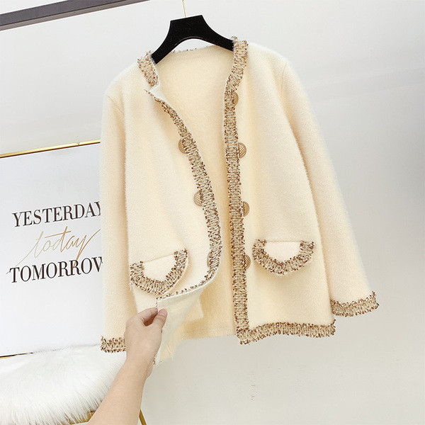 Модерно дамско палто с копчета в три цвята