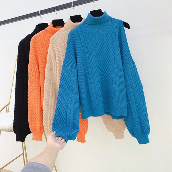 Γυναικείο κομψό πουλόβερ  με υψηλό γιακά και ωμοπλάτη