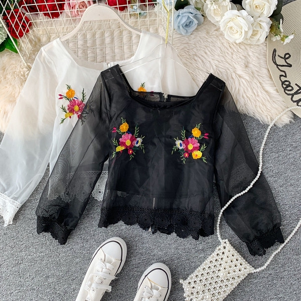 Bluză de damă modernă cu sigiliu cu broderie și mâneci 3/4