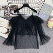 Γυναικεία μοντέρνα μπλούζα με τούλι και πούλιες σε μαύρο, λευκό και μπεζ χρώμα