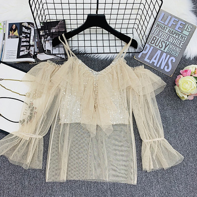 Γυναικεία μοντέρνα μπλούζα με τούλι και πούλιες σε μαύρο, λευκό και μπεζ χρώμα