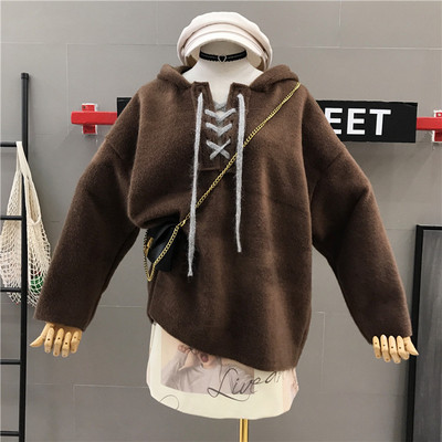 Χειμερινό γυναικείο φούτερ με κουκούλα και κορδόνια σε τέσσερα χρώματα