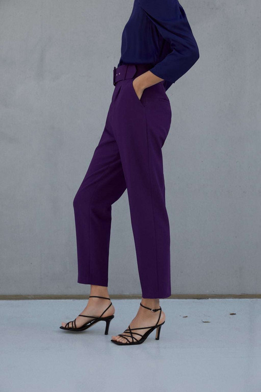 Pantaloni moderni de dama cu curea in multe culori - model drept