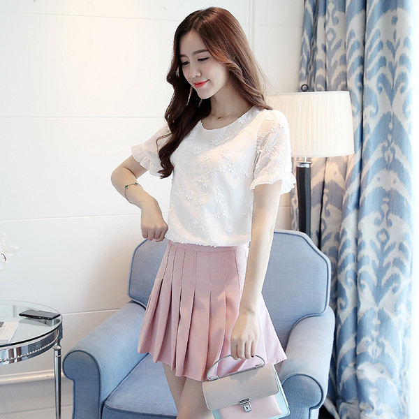 Női csipkeblúz rövid ujjú fehér színben