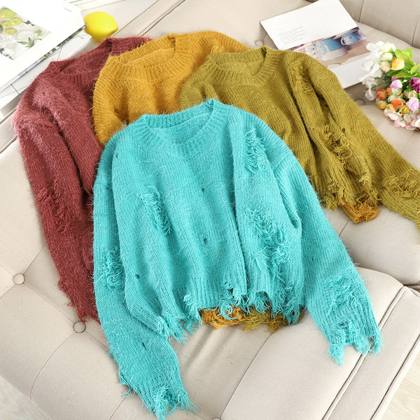 Modern női pulóver kerek nyakkivágással, több színben