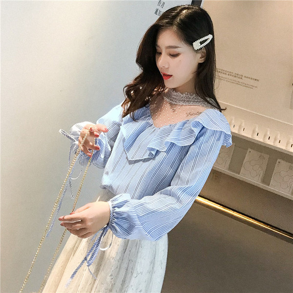 Cămașă modernă de damă cu cravate și dantelă în albastru și roz