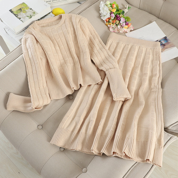 Napi női kötött két részből álló szett három színben