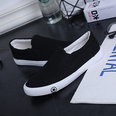 Καθημερινά ανδρικά μοκασίνια  σε λευκό, μαύρο και μπλε χρώμα