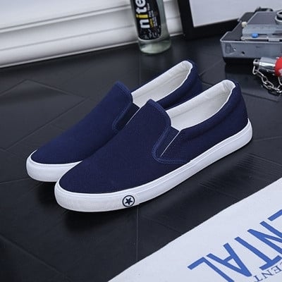 Καθημερινά ανδρικά μοκασίνια  σε λευκό, μαύρο και μπλε χρώμα