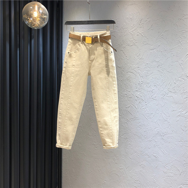 Női alkalmi farmer magas derékkal és övvel barna és bézs színben