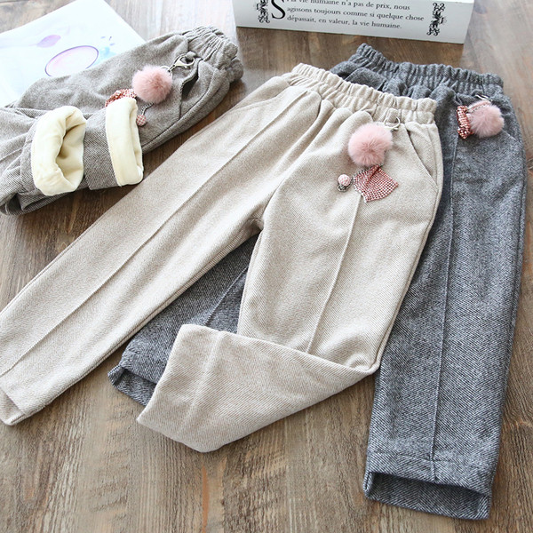 Model nou de pantaloni copii pentru fete cu buzunare