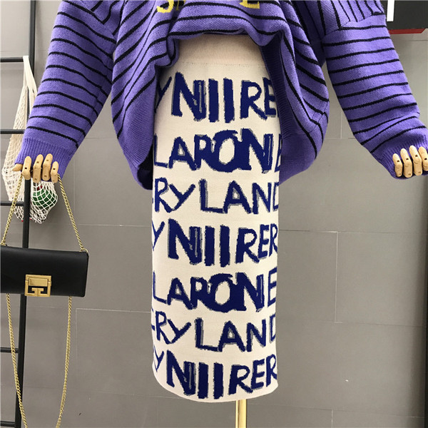 Feliratos, magas derékú női szoknya három színben