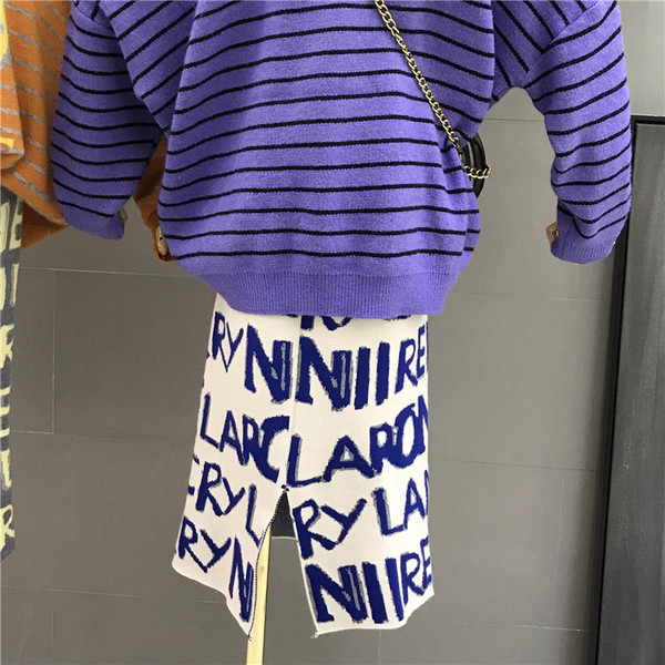 Feliratos, magas derékú női szoknya három színben