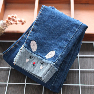 Κορυφαία παιδικά τζιν με μπλε κέντημα - για κορίτσια