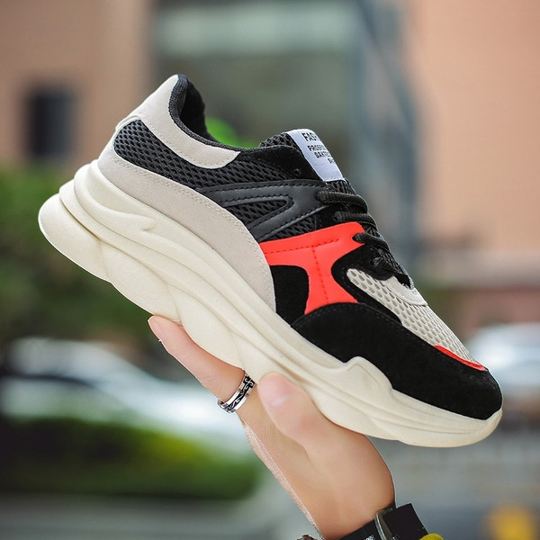 Model NOU de adidasi barbati cu talpa groasa in alb si negru