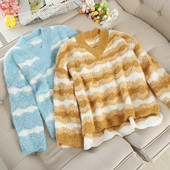 Μοντέρνο γυναικείο πουλόβερ με λαιμόκοψη σε διάφορα χρώματα